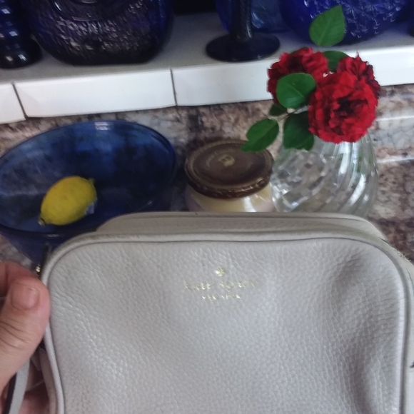 kate spade Handbags - Kate Spade Leather Crossbody Bag